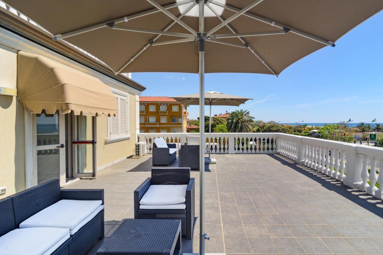 Hotel Coluccini Marina di Pietrasanta Exterior foto